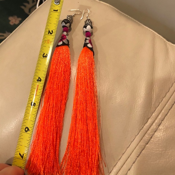 Handmade bright orange fringe earrings - Picture 4 of 6